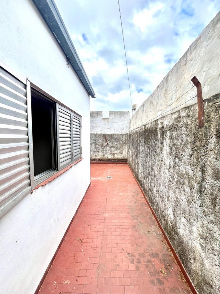 Casa Interna con cochera