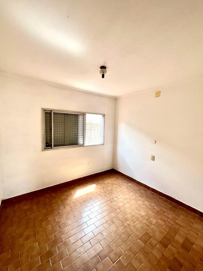 Casa Interna con cochera