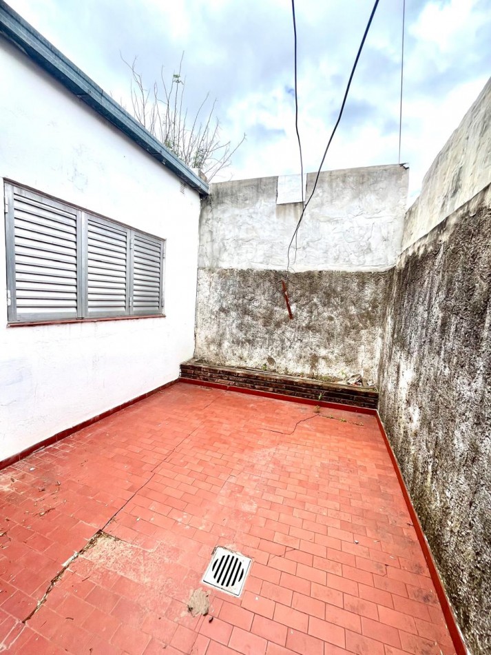 Casa Interna con cochera