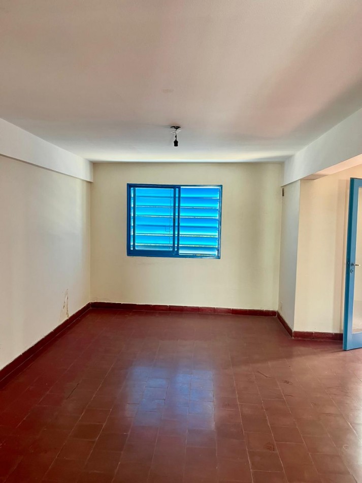 Balcarce y Pje. Guemes 