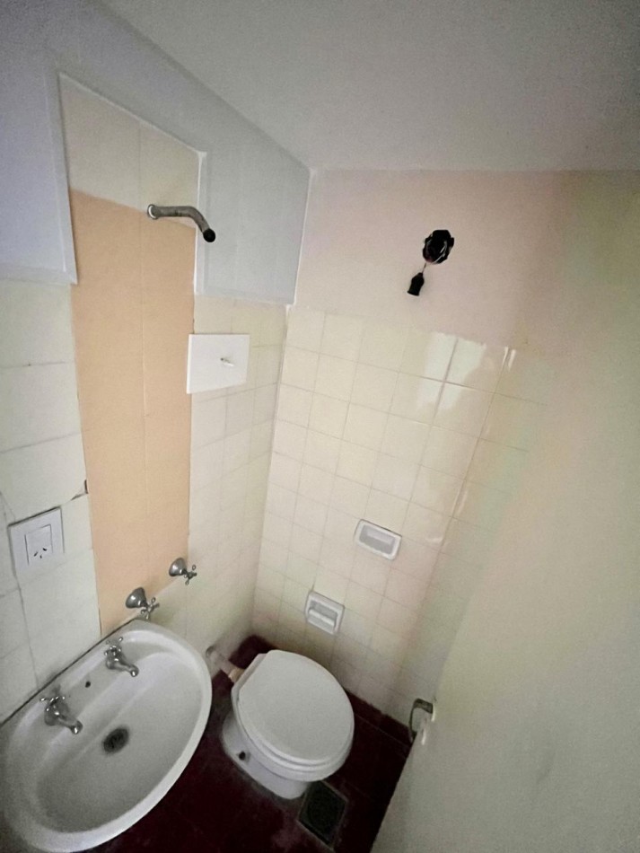 Balcarce y Pje. Guemes 