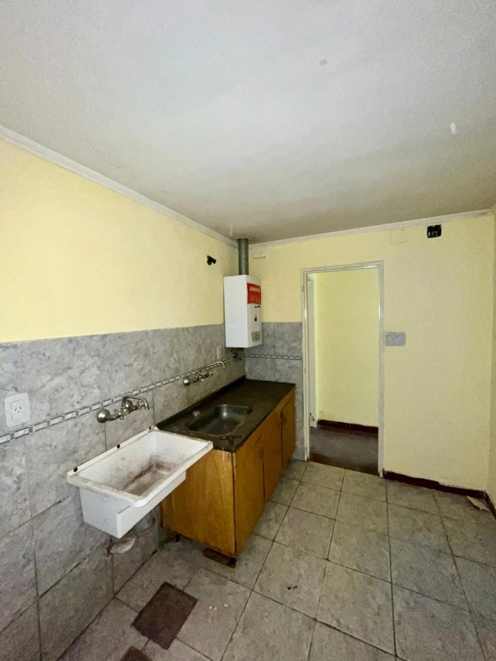 Hipolito Irigoyen 2900 / Barrio Loyola