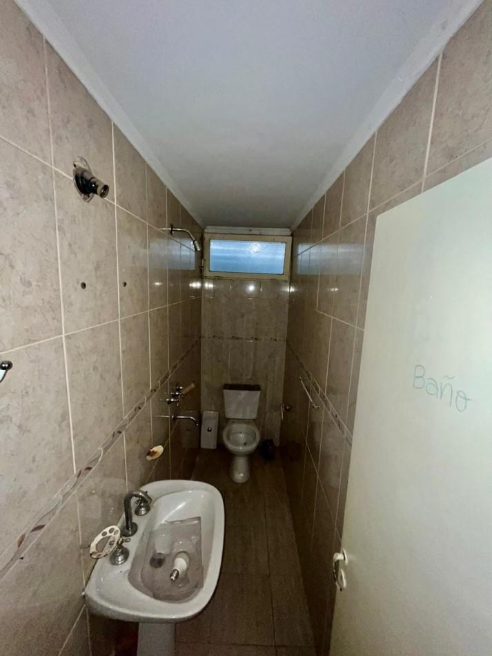 Hipolito Irigoyen 2900 / Barrio Loyola