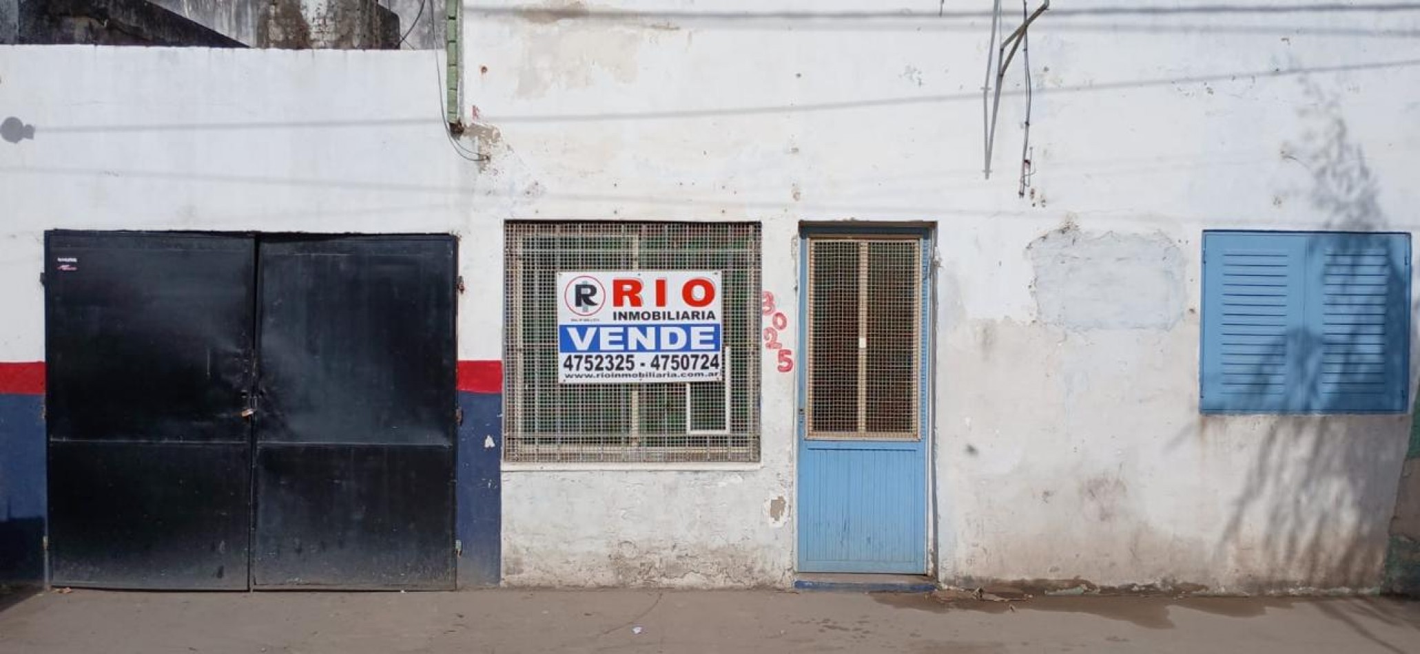 VENTA - INMUEBLE CON EXCELENTE UBICACION COMERCIAL