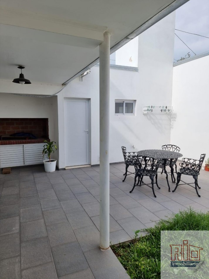 VENTA CASA + DEPARTAMENTO