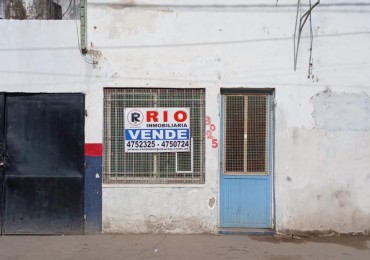 VENTA - INMUEBLE CON EXCELENTE UBICACION COMERCIAL